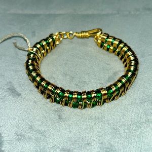 Gold wrapped bracelet- emerald green/gold